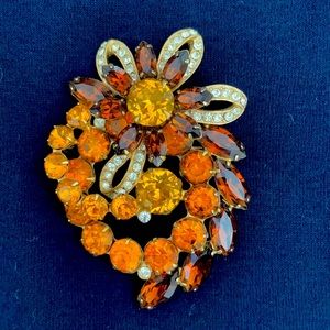 Vintage Eisenberg Ice brooch